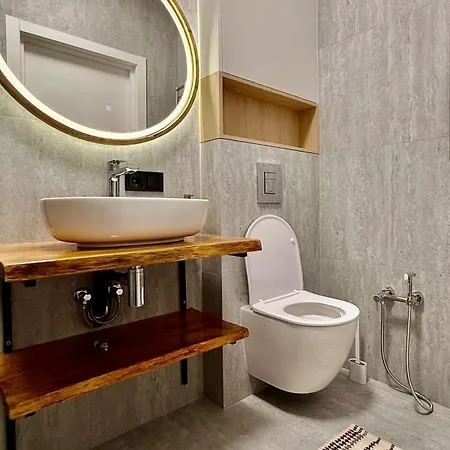 Comfortable, New 2 Minutes From The Sea *